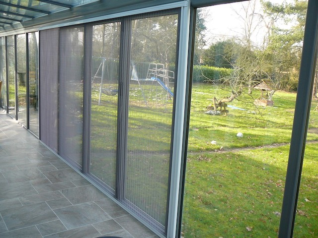 Flyscreen-BiFold-Door