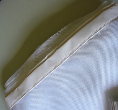 Edge binding detail