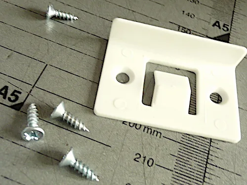 L-shaped door catch, large 5 x 3.2cm, white with screws
